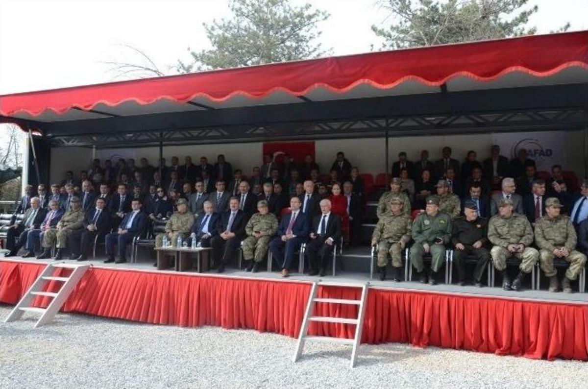 Deprem Tatbikatı Nefesleri Kesti