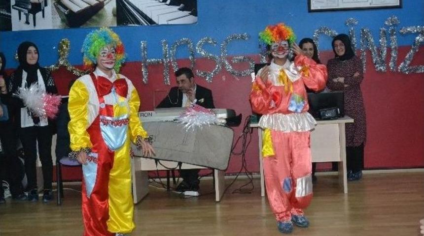 Nene Hatun &Ccedil;ocuk Yuvası&rsquo;nda Renkli Etkinlik