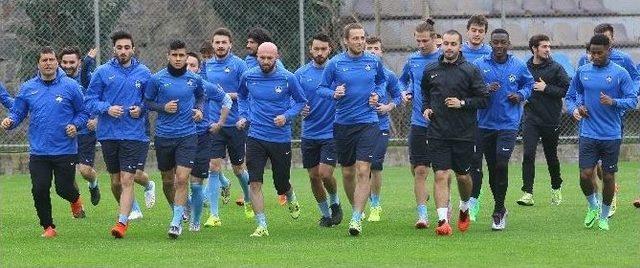 1461 Trabzon’da Hüsnü Özkara İlk Antrenmanına Çıktı 1