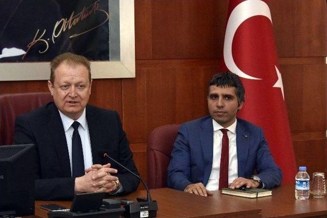 Gümüşhane Valisi Yücel Yavuz Lokanta Ve Kafeterya Esnafıyla Buluştu 1