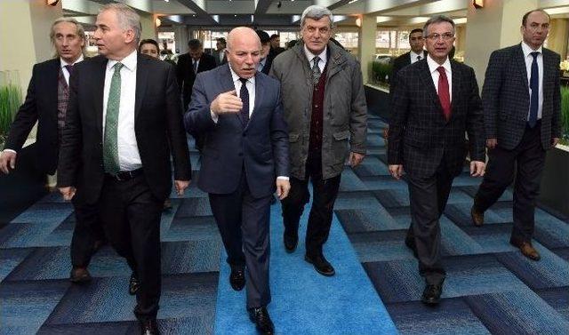 Büyükşehir, Tdbb Üyelerini Ağırladı 1