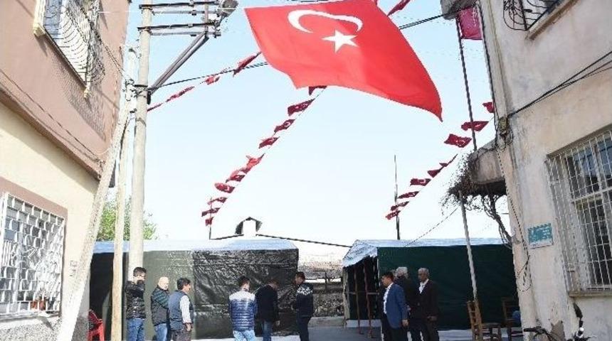 Tarsuslu Şehidin Evinde Yas
