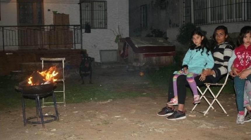 Marmaris&rsquo;te Vatandaşlar Hayvanları İ&ccedil;in N&ouml;bet Tutuyor