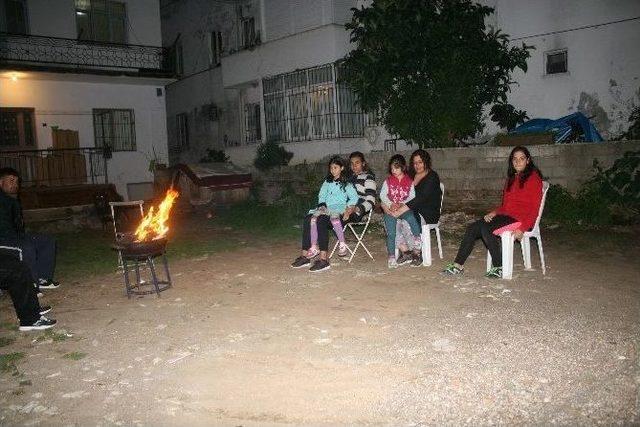 Marmaris’te Vatandaşlar Hayvanları İçin Nöbet Tutuyor 1