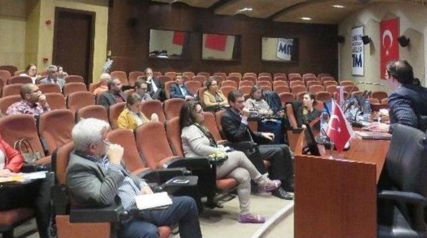 Egeli İhracat&ccedil;ılara Hollanda&rsquo;nın Fırsatları Anlatıldı