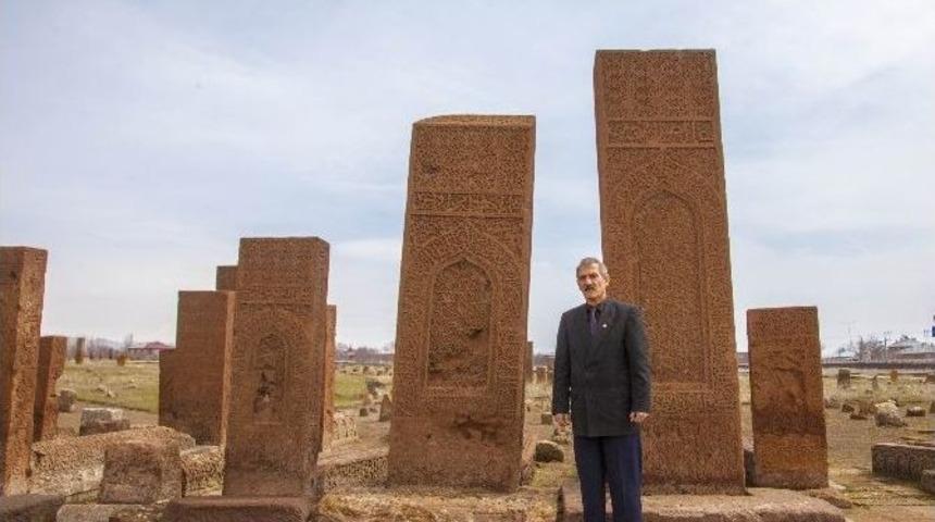 Asimder Temsilcisi Ermiş&rsquo;in Ahlat Ziyareti