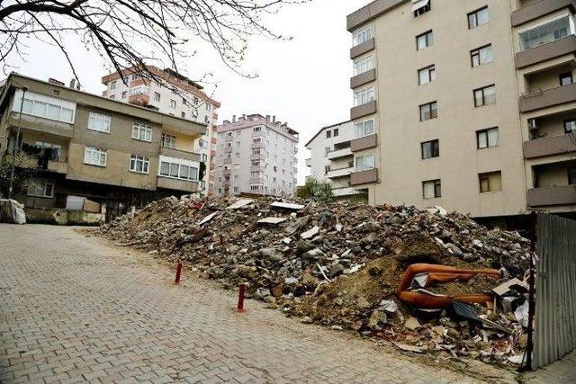 Maltepe’de Yıkımlara “asbest” Şartı Getirildi