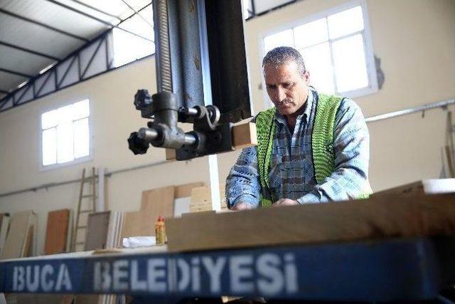 Buca’nın Usta Ellerine Yeni Marangozhane 1