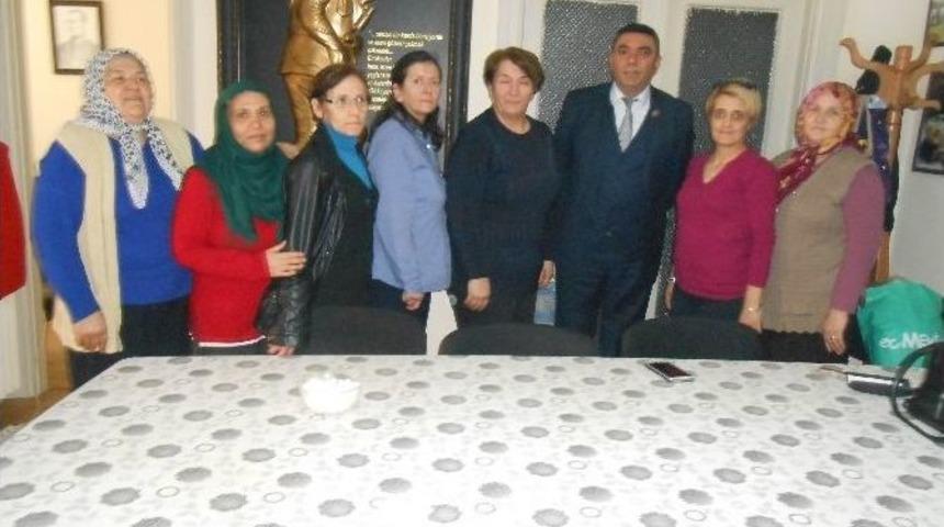 &Uuml;lk&uuml;c&uuml; Kadınlardan Gaziler, Şehit, Dul Ve Yetimleri Derneği Eskişehir Şubesi&rsquo;ne Ziyaret