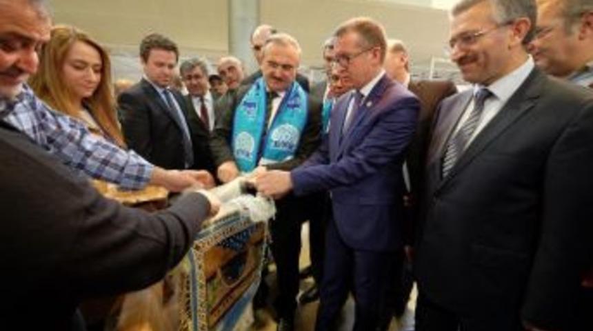 Busmek Anadolu&rsquo;yu İpekle Fethetti