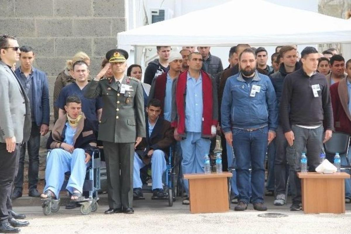 Lice Şehitlerini, Yaralı Silah Arkadaşları Uğurladı