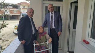 105 Yaşındaki Leman Nineye Ziyaret