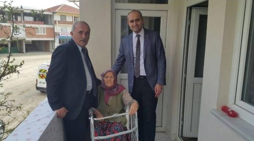 105 Yaşındaki Leman Nineye Ziyaret