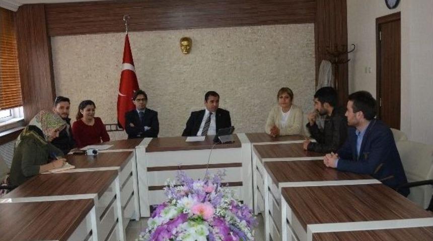 Avrupalı &Ouml;ğrenciler Valiliği Ziyaret Etti