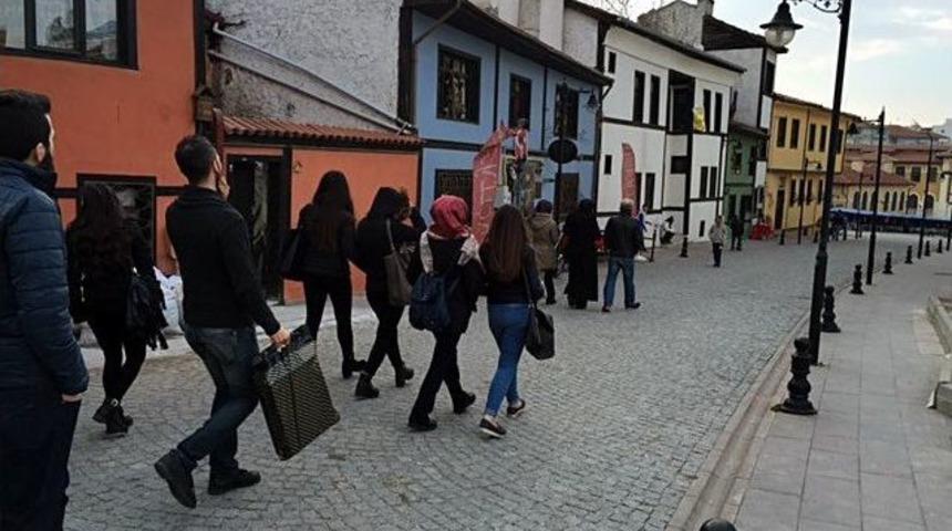 &Uuml;niversite &Ouml;ğrencileri Odunpazarı&rsquo;na Hayran Kaldı