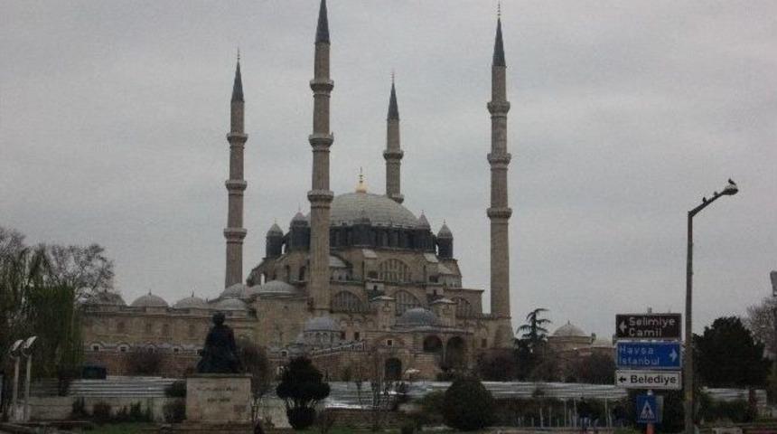 Muhsin Yazıcıoğlu Ve Şehitler İ&ccedil;in Mevlit Okutuldu