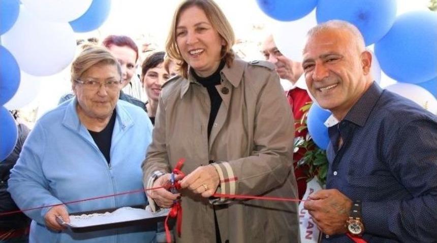 Başkan Demiralp, Restoran A&ccedil;ılışına Katıldı