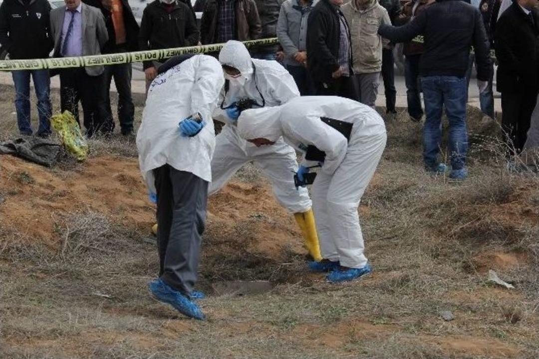 84 Yaşındaki Kayıp Kadın R&ouml;gar &Ccedil;ukurunda &Ouml;l&uuml; Bulundu