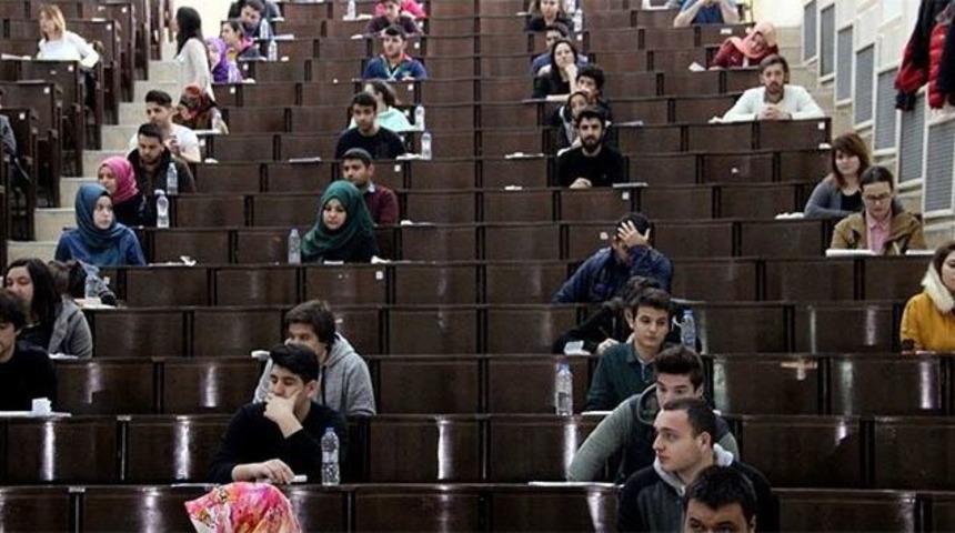 Uğur Okulları Kariyer Merkezi Direkt&ouml;r&uuml; Nazik K&ouml;segil: &lsquo;&rsquo;2016 Ygs Son 5 Yılın En İyisi&rsquo;&rsquo;