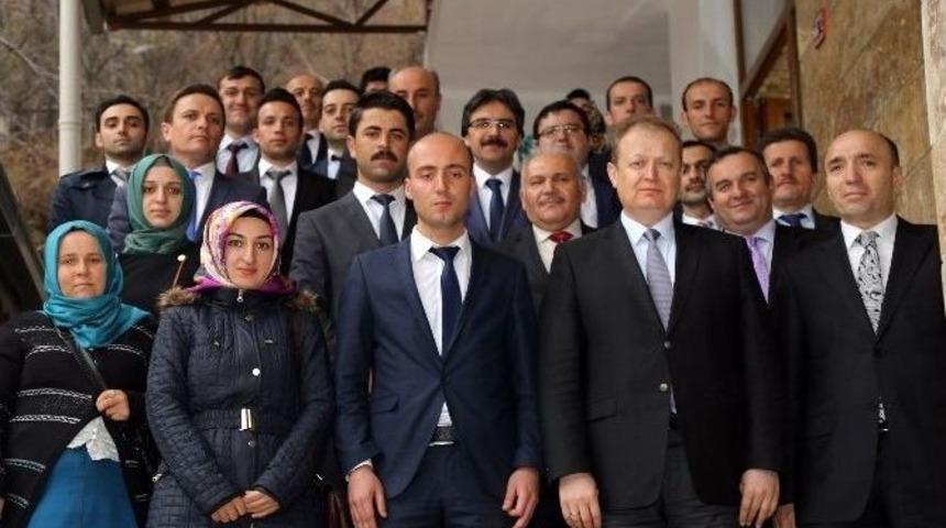 Vali Yavuz Aday &Ouml;ğretmenlere Seslendi