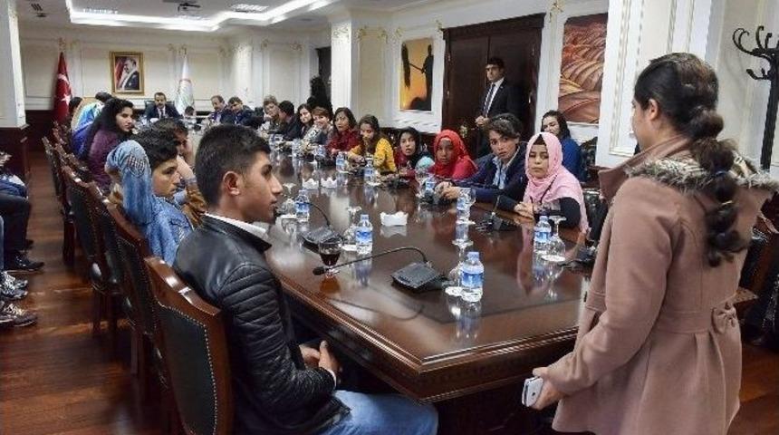 Şanlıurfalı &Ouml;ğrencilerden Bakan Faruk &Ccedil;elik&rsquo;e Ziyaret