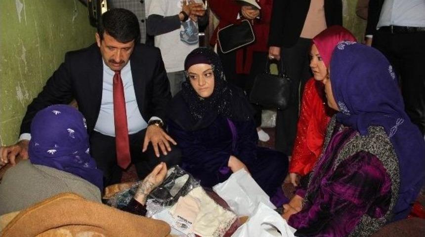 Ayşe Ekinci Umut Masasıyla Umut Olmaya Devam Ediyor