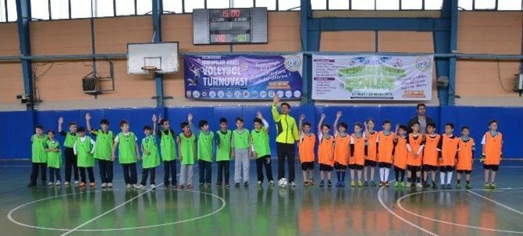 Boz&uuml;y&uuml;k Belediyesi&rsquo;nin Minikler Futsal Şenliği Başladı