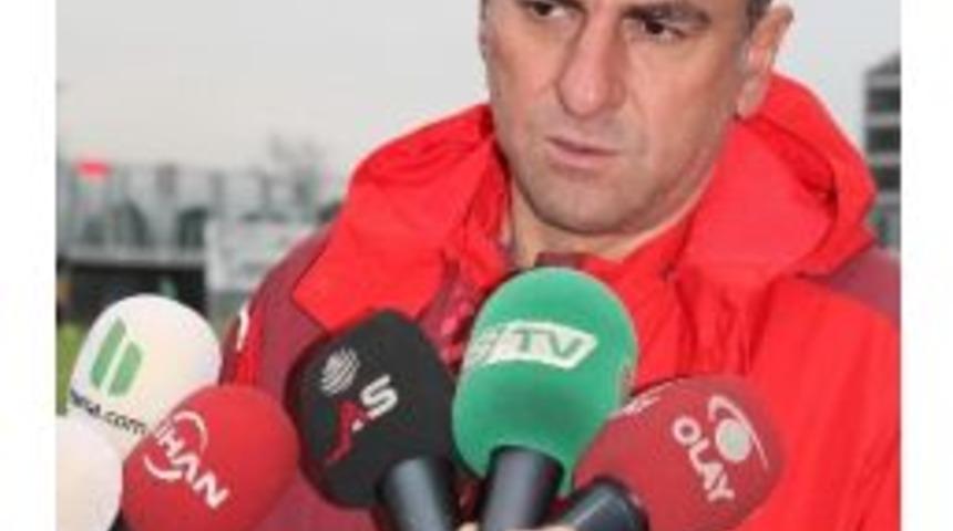 Hamzaoğlu&rsquo;ndan Sivasspor A&ccedil;ıklaması