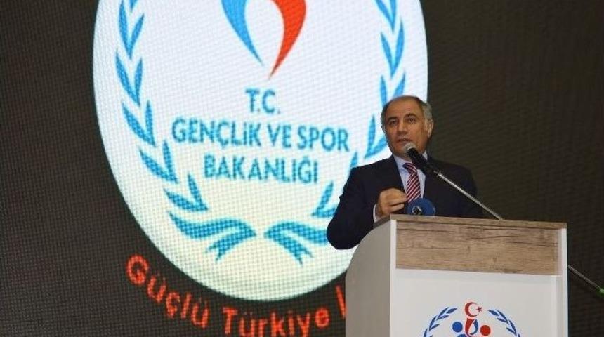 Bakan Ala, Manisa&rsquo;da 2 Bin 500 Kişilik Spor Salonu A&ccedil;ılışını Yaptı