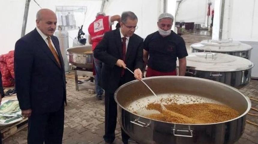 T&uuml;rkiye Diyanet Vakfı&rsquo;ndan Sınır &Ouml;tesine Gıda Yardımı