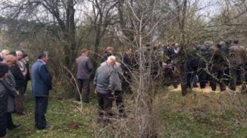Yangında Hayatını Kaybeden Kız Kardeşler Toprağa Verildi