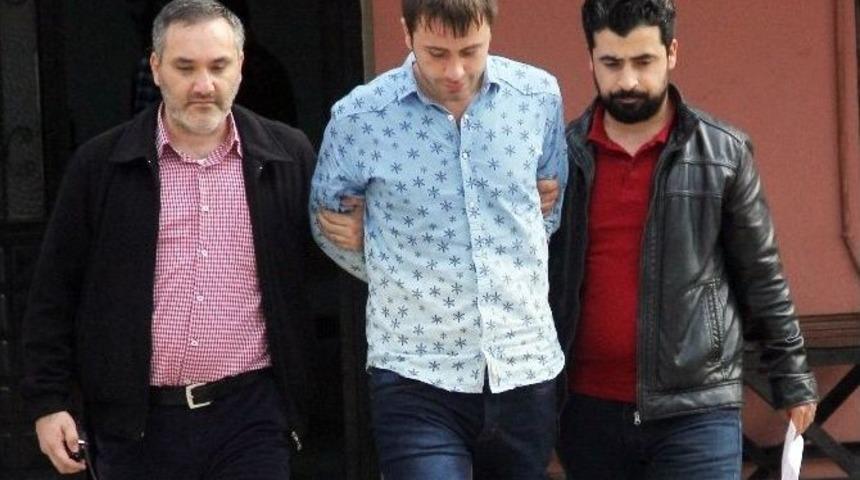 Polis U&ccedil;ağın Kalkmasını Engelleyip Hırsızı Yakaladı