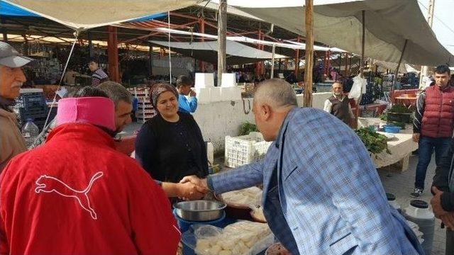 Başkan Toksoy Pazarcı Esnafını Ziyaret Etti