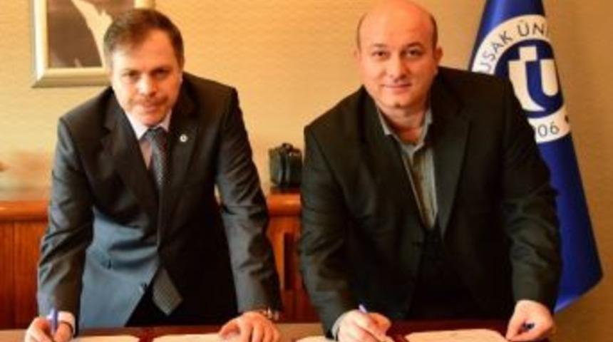 Uşak &Uuml;niversitesi&rsquo;nden 5 &Ouml;ğrenciye Karşılıksız Burs