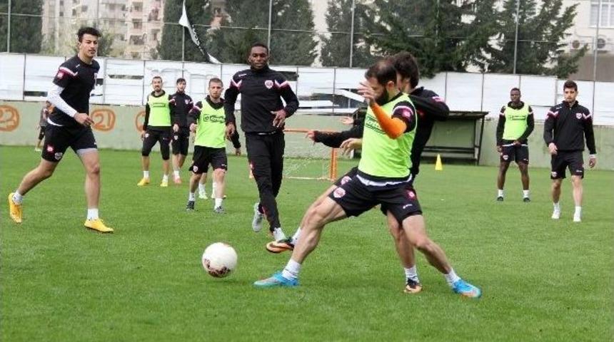Adanaspor&rsquo;un Neşesi Yerinde