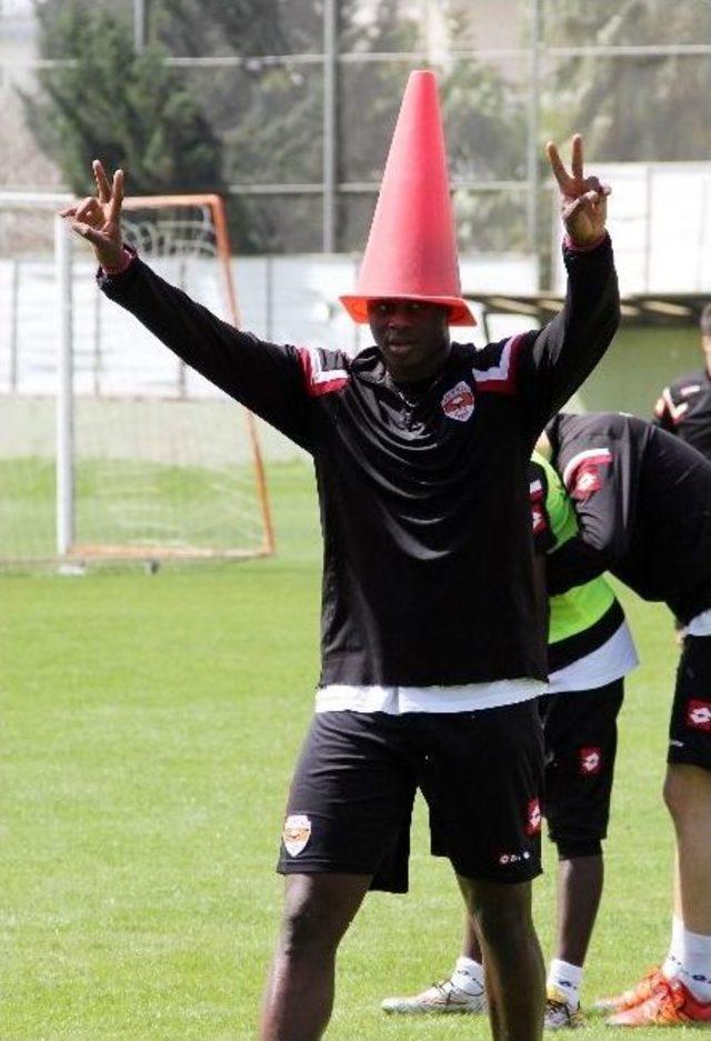 Adanaspor’un Neşesi Yerinde