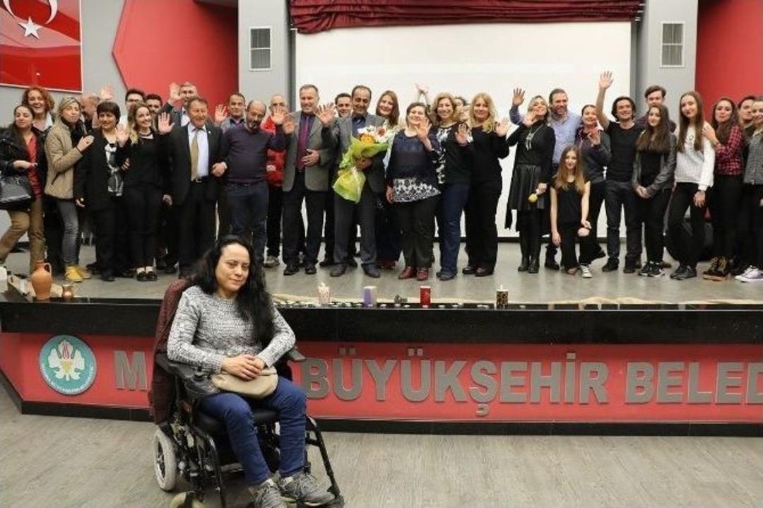 Pedagog &Ccedil;amlıoğlu&rsquo;ndan &lsquo;biz Olmak İ&ccedil;in Y&uuml;zleşelim&rsquo; Semineri