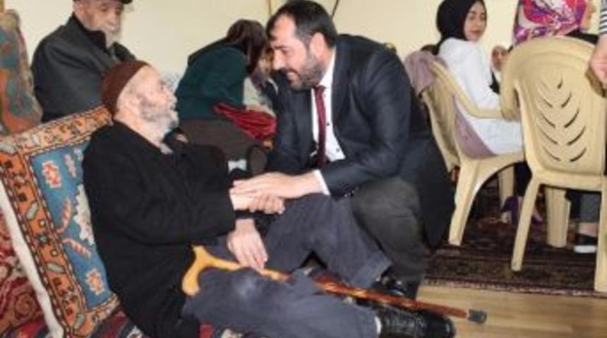 Ak Heyet Yaşlıları Ziyaret Etti