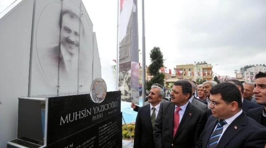 T&uuml;t&uuml;nc&uuml; Muhsin Yazıcıoğlu&rsquo;nu Şiiriyle Andı