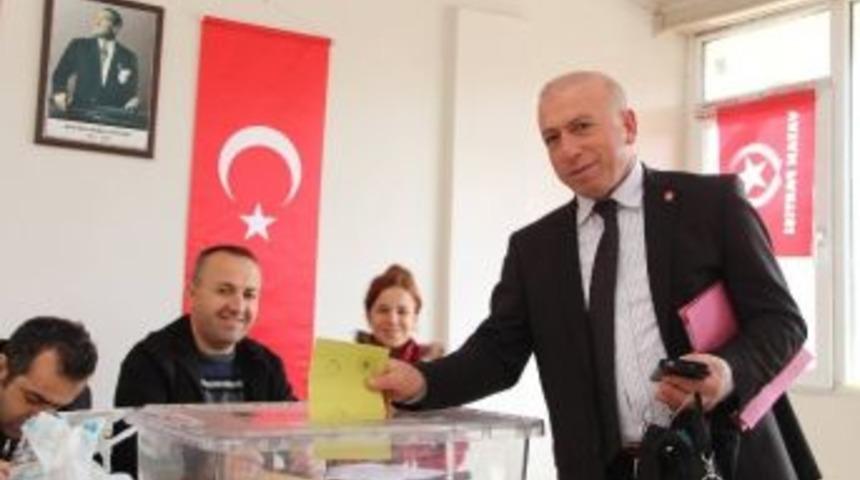 Vatan Partisi Oltu Kurultayı Yapıldı