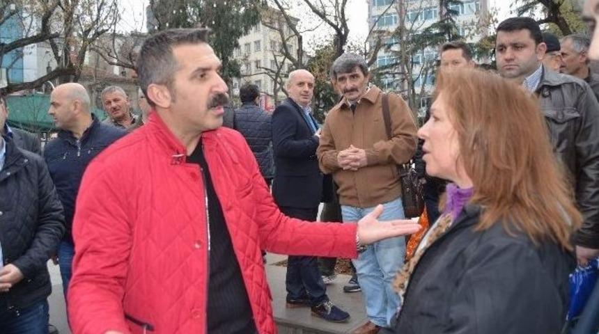 Eczacı Kalfası Silahla İla&ccedil; Yazdırmaya Gelirse
