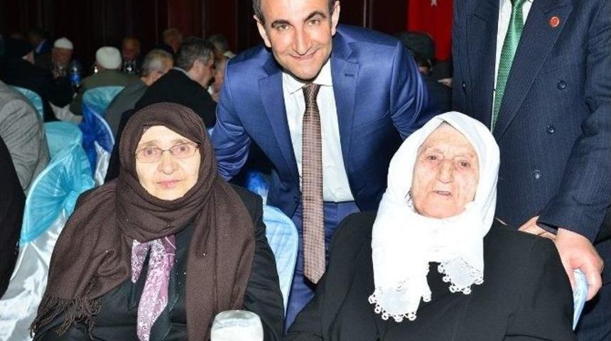 Başkan Edebali&rsquo;den Yaşlılara Vefa