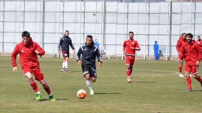 Medicana Sivasspor, Bursaspor Ma&ccedil;ı Hazırlıklarını S&uuml;rd&uuml;r&uuml;yor