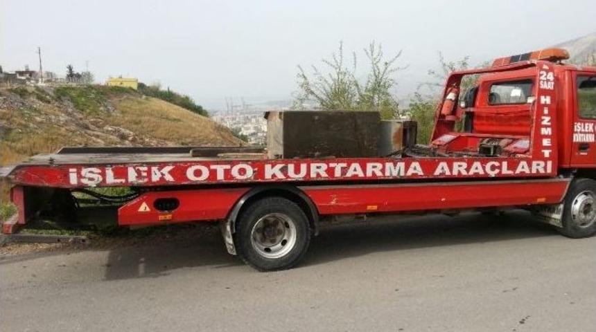 Hatay&rsquo;da Derenin İ&ccedil;inde İ&ccedil;erisinde 100 Bin Tl Olan Kasa Bulundu