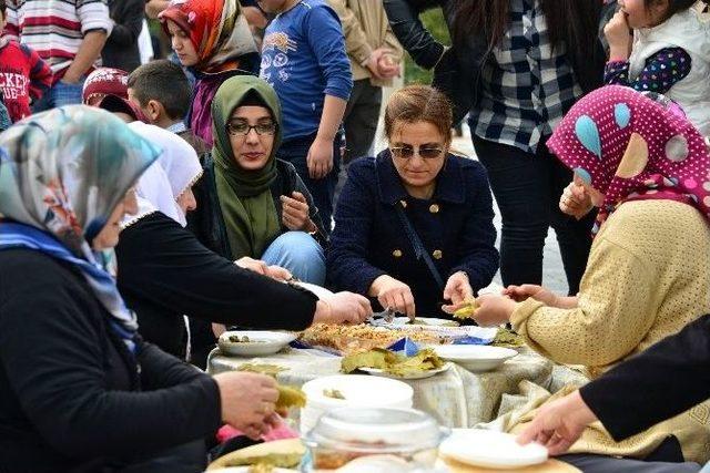 Erbaa’da Tokat Valisi Can’a Tescil Tepkisi