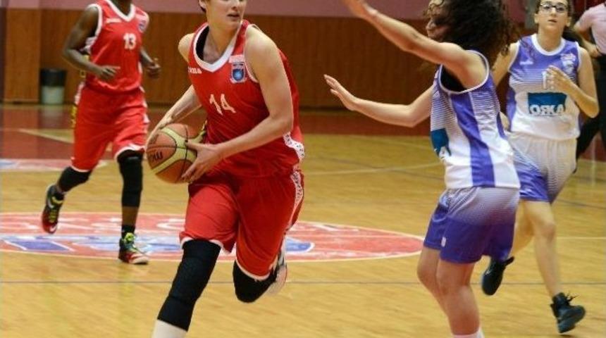 Kadınlar Basketbol Ligi&rsquo;nde Tarihi Fark
