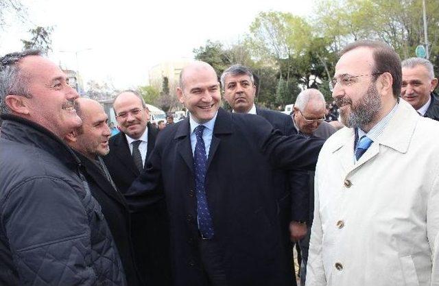 Bakan Soylu Tekirdağ’da Simit Dağıttı