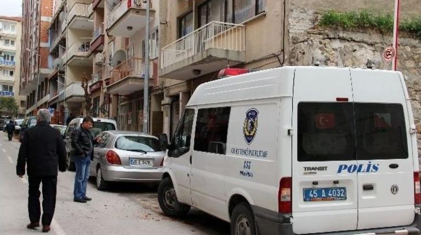 Emekli Başkomiser Canına Kıymak İstedi