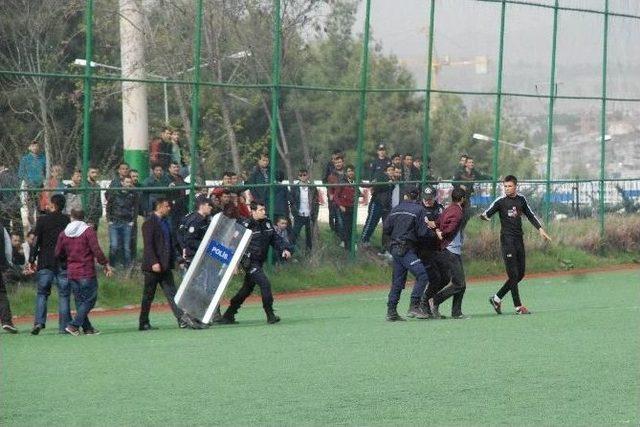 Amat&ouml;r Ma&ccedil;ta Tekmeler Ve Yumruklar Konuştu 3