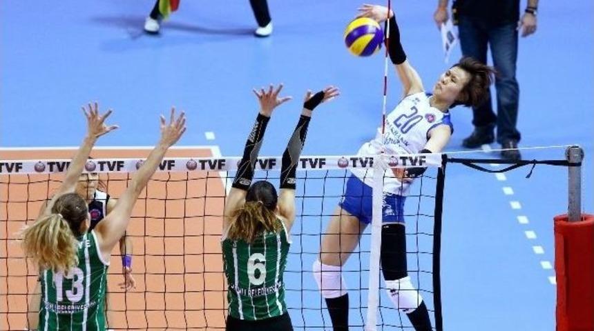 Halkbanklı Bayanlar Galibiyetle Kapattı